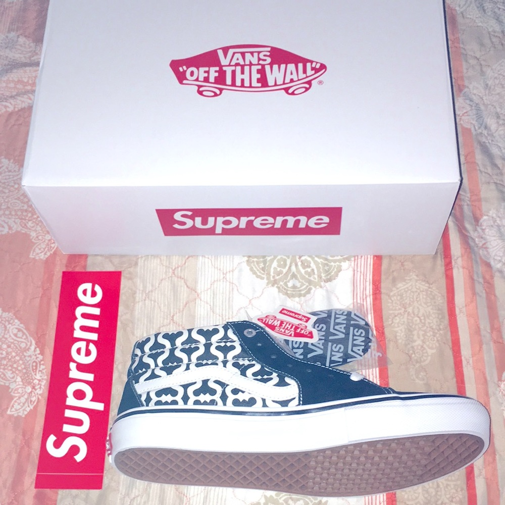 VANS X SUPREME COLLAB SK8 MID RARE BLACK MENS SHOES SIZE 11 LIMITED EDITION NIB!